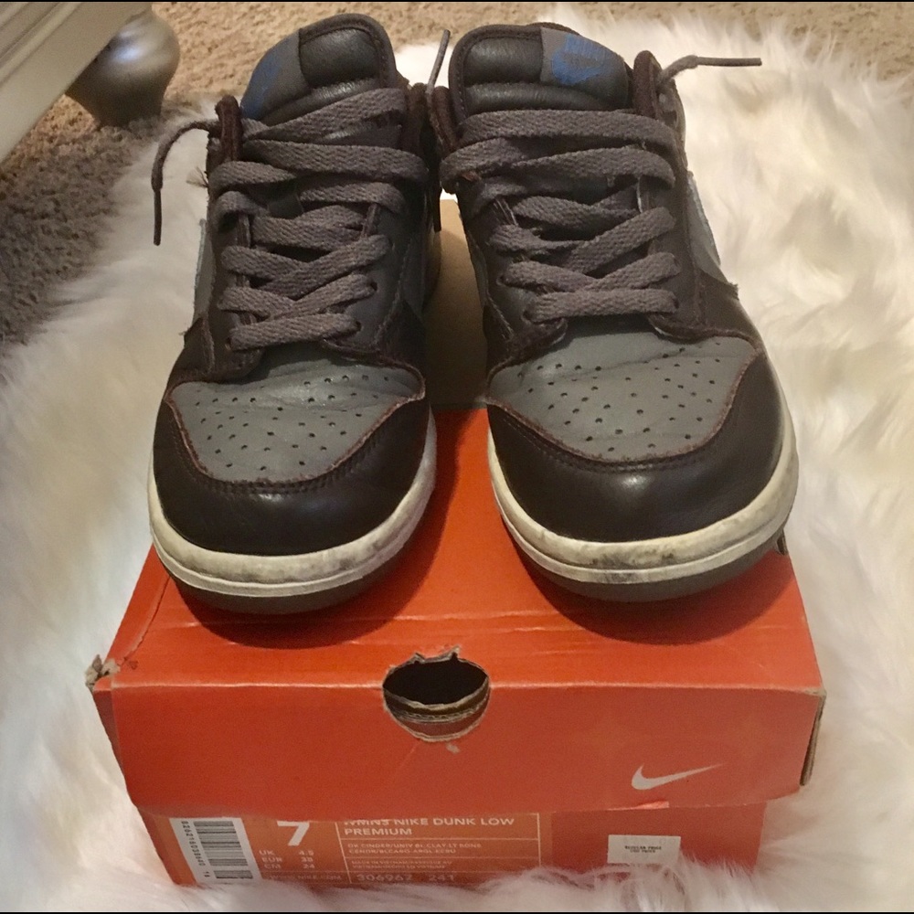 Women’s Nike Dunk Low Premiums